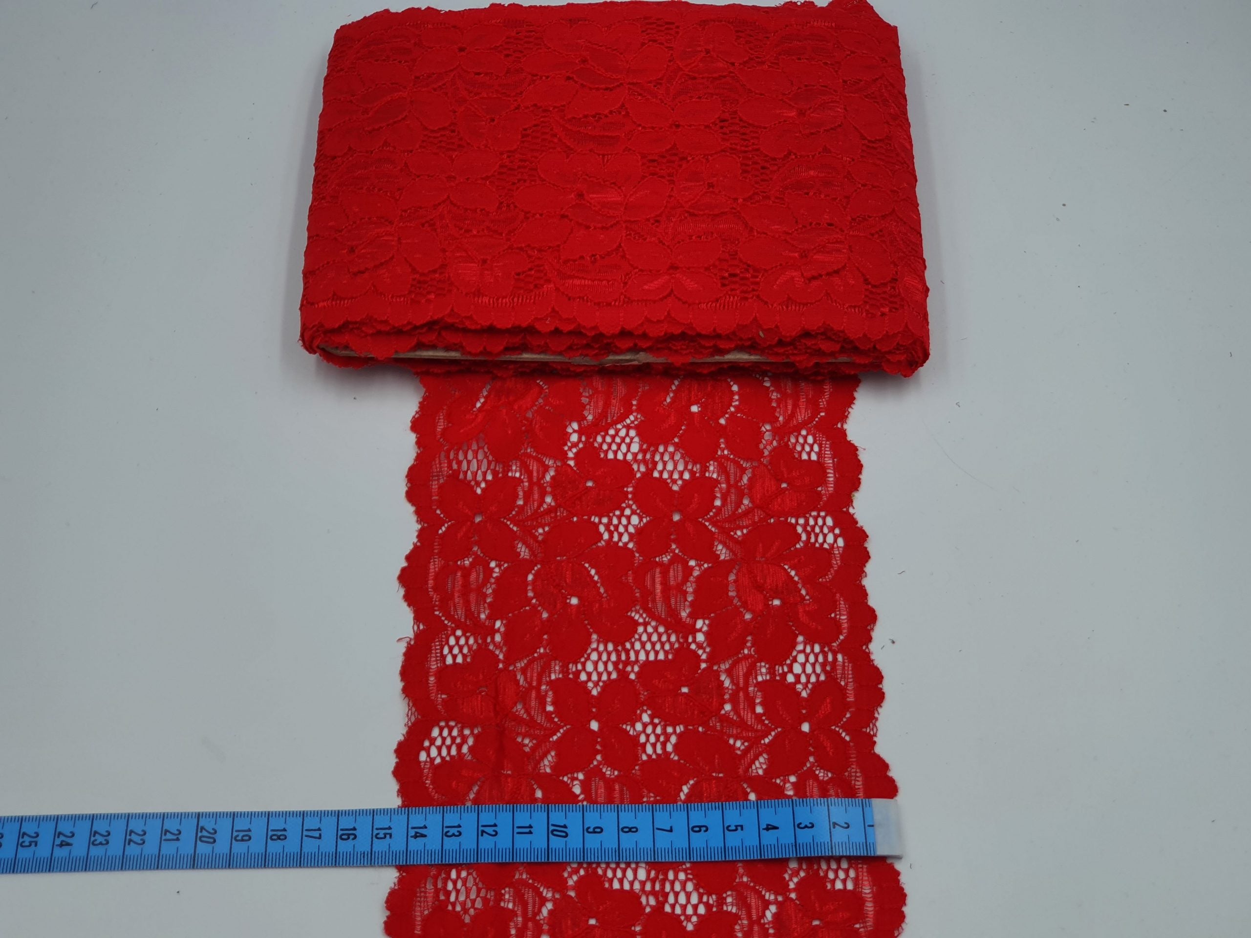 Dantela elastica, rosu, 15 cm