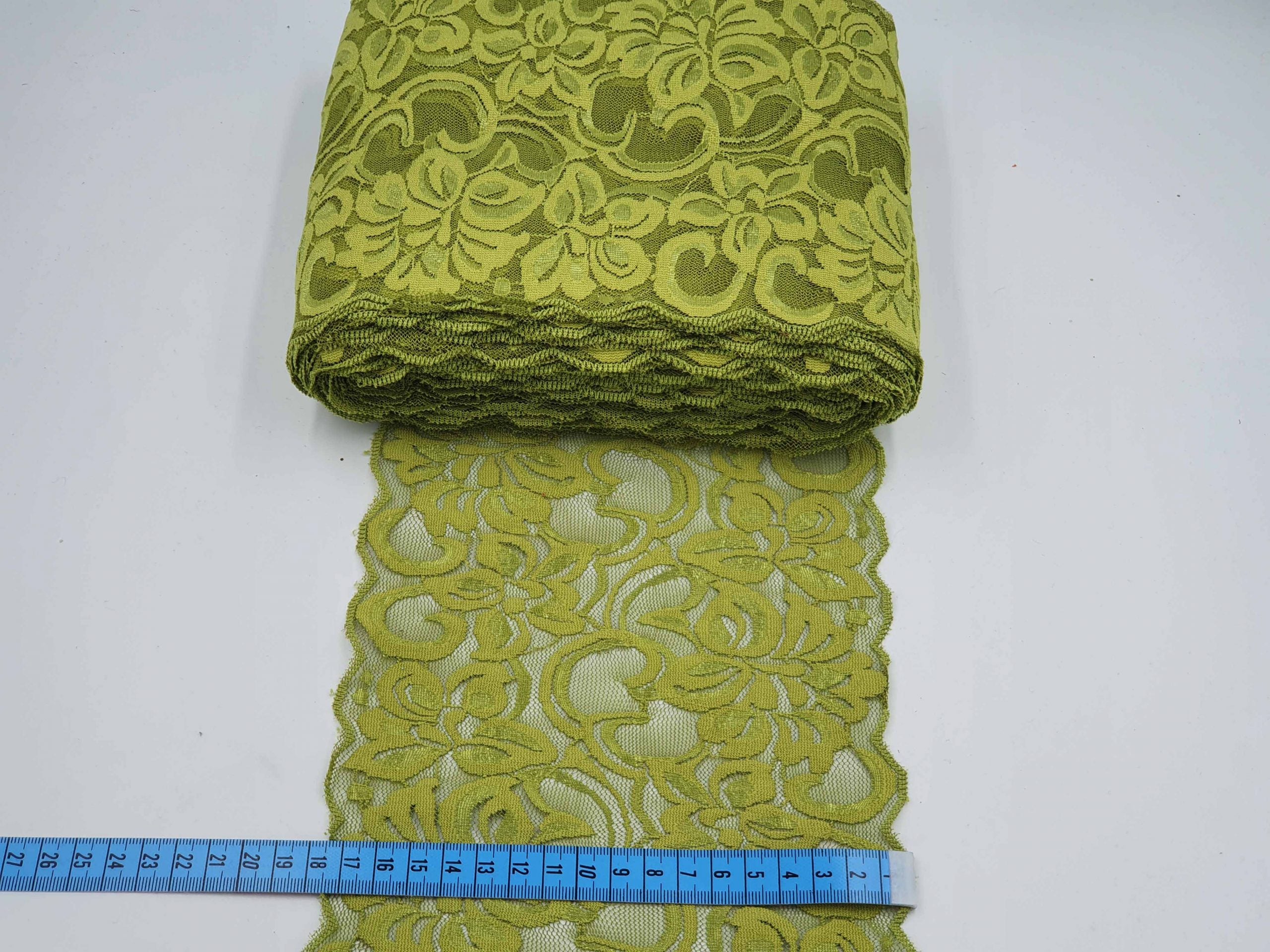 Dantela elastica, verde, 18 cm