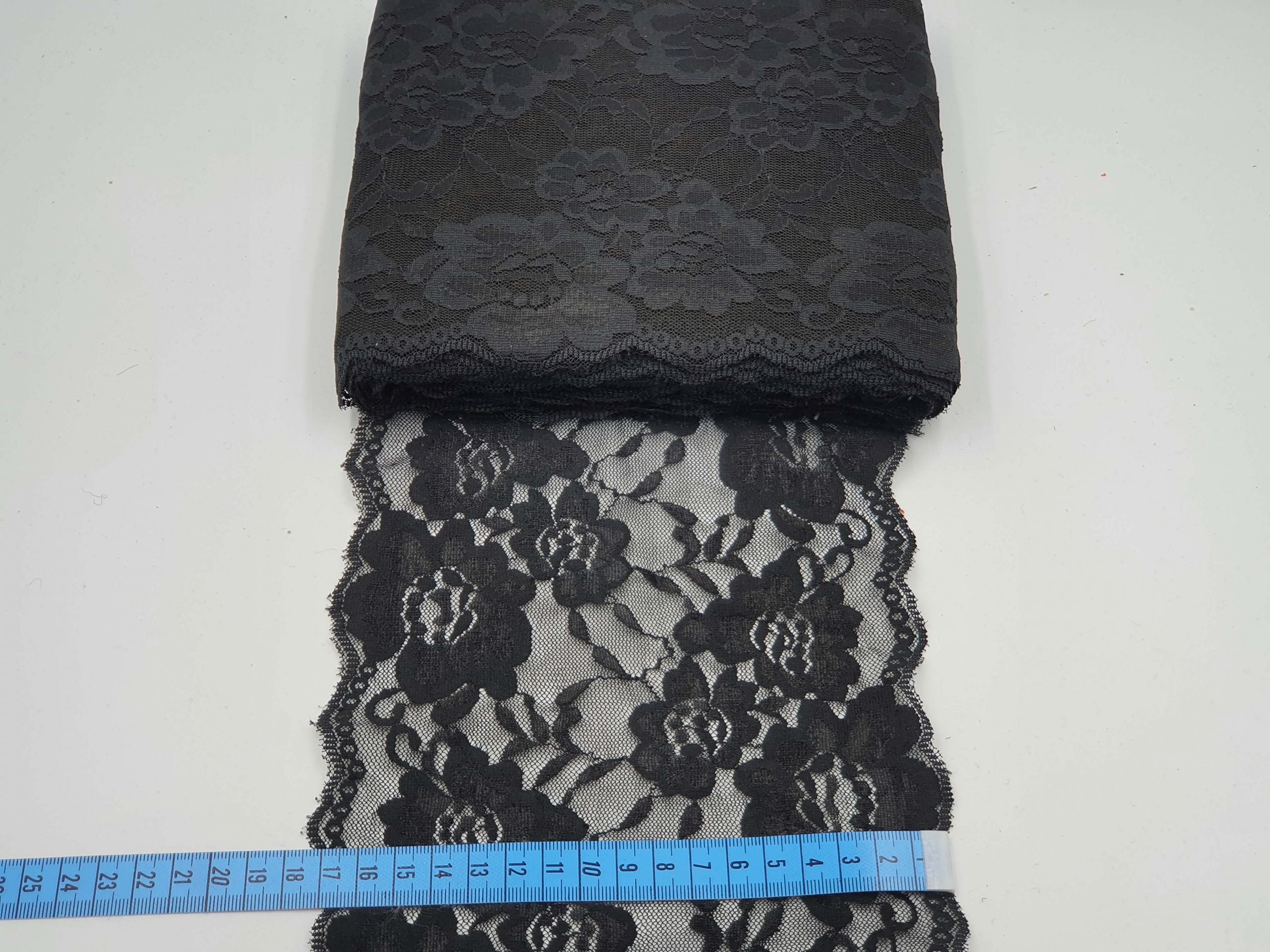 Dantela elastica, neagra, 18cm