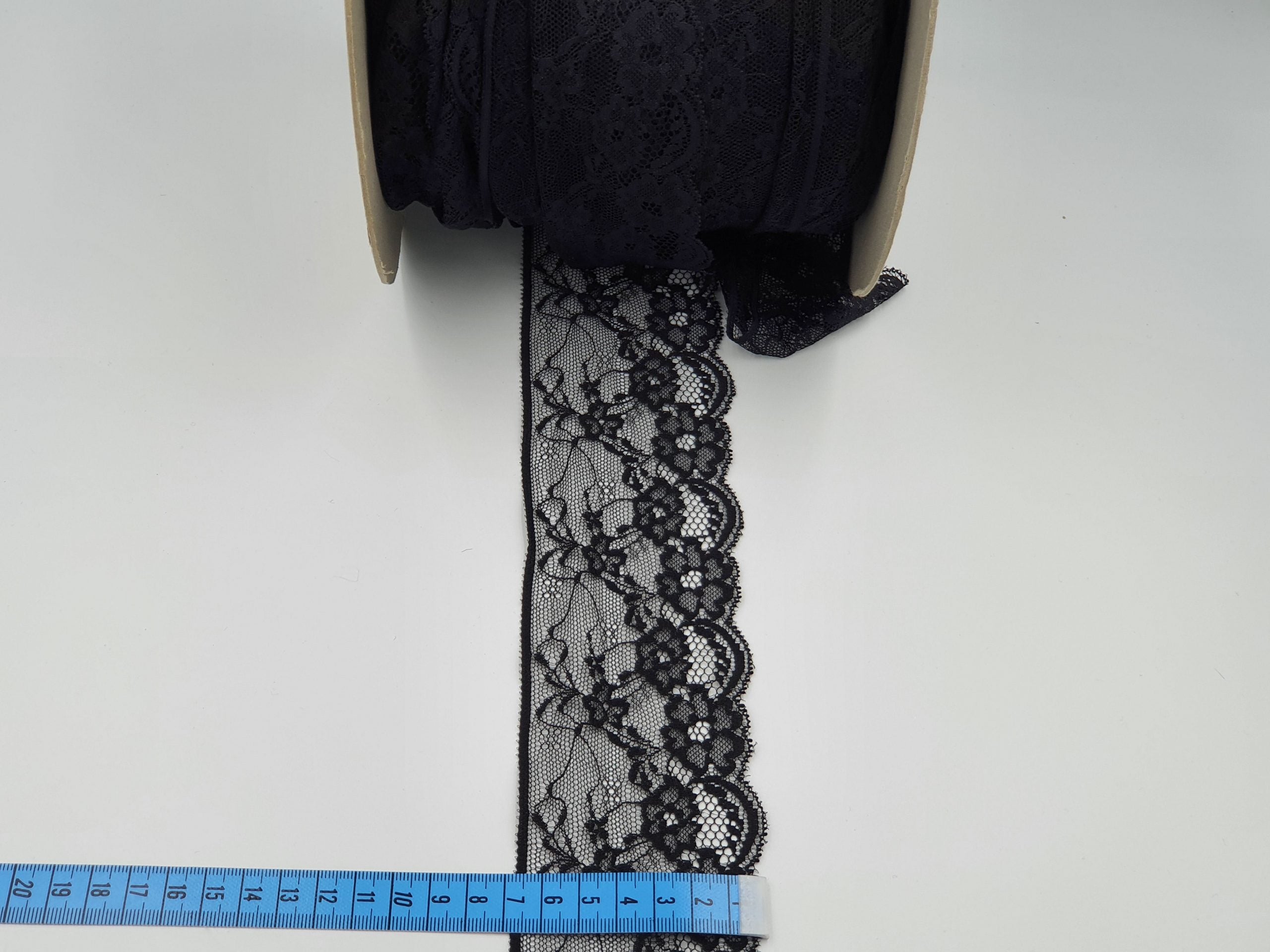 Dantela, neagra, 7 cm