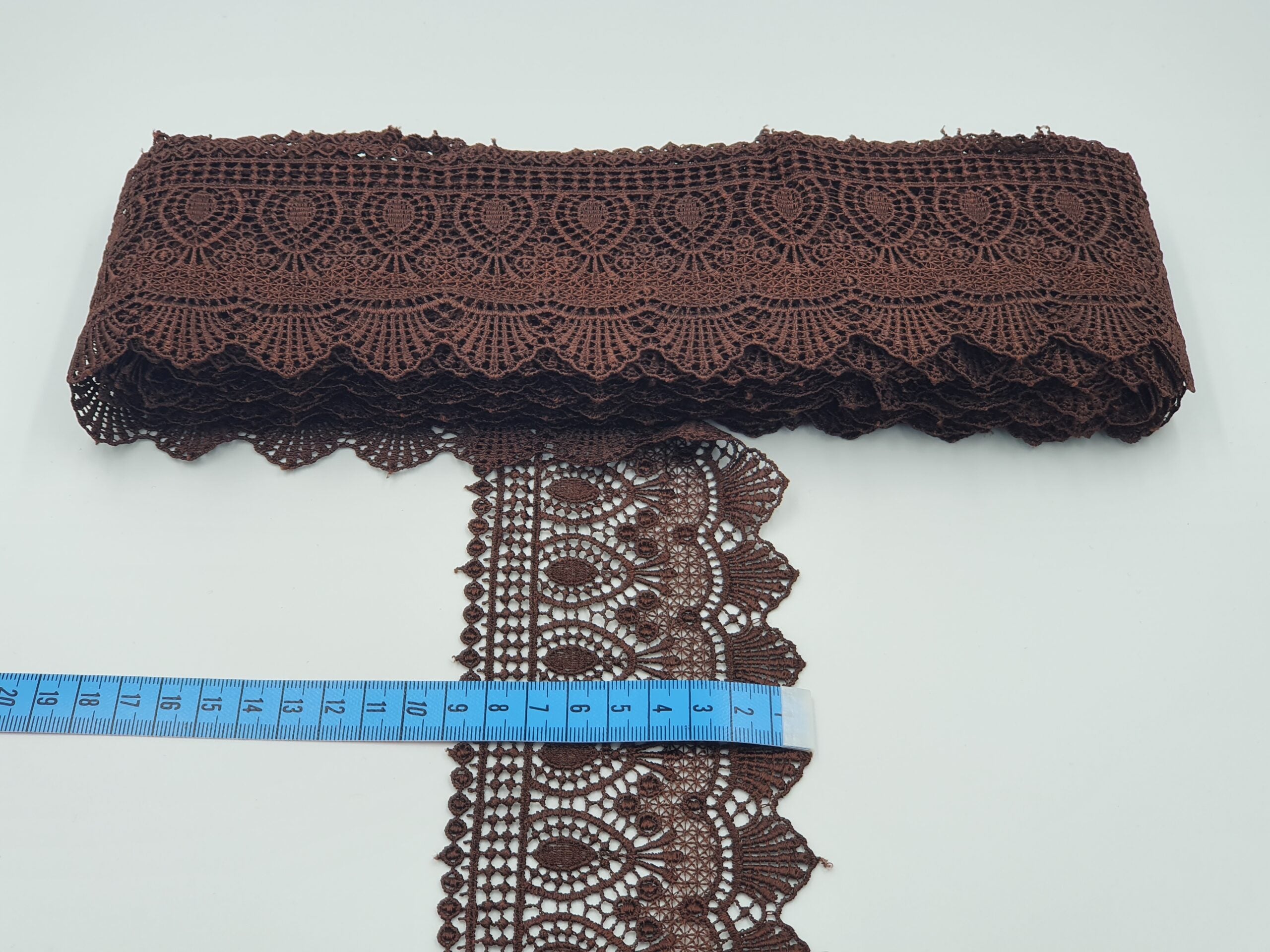 Broderie maro model din fir de matase