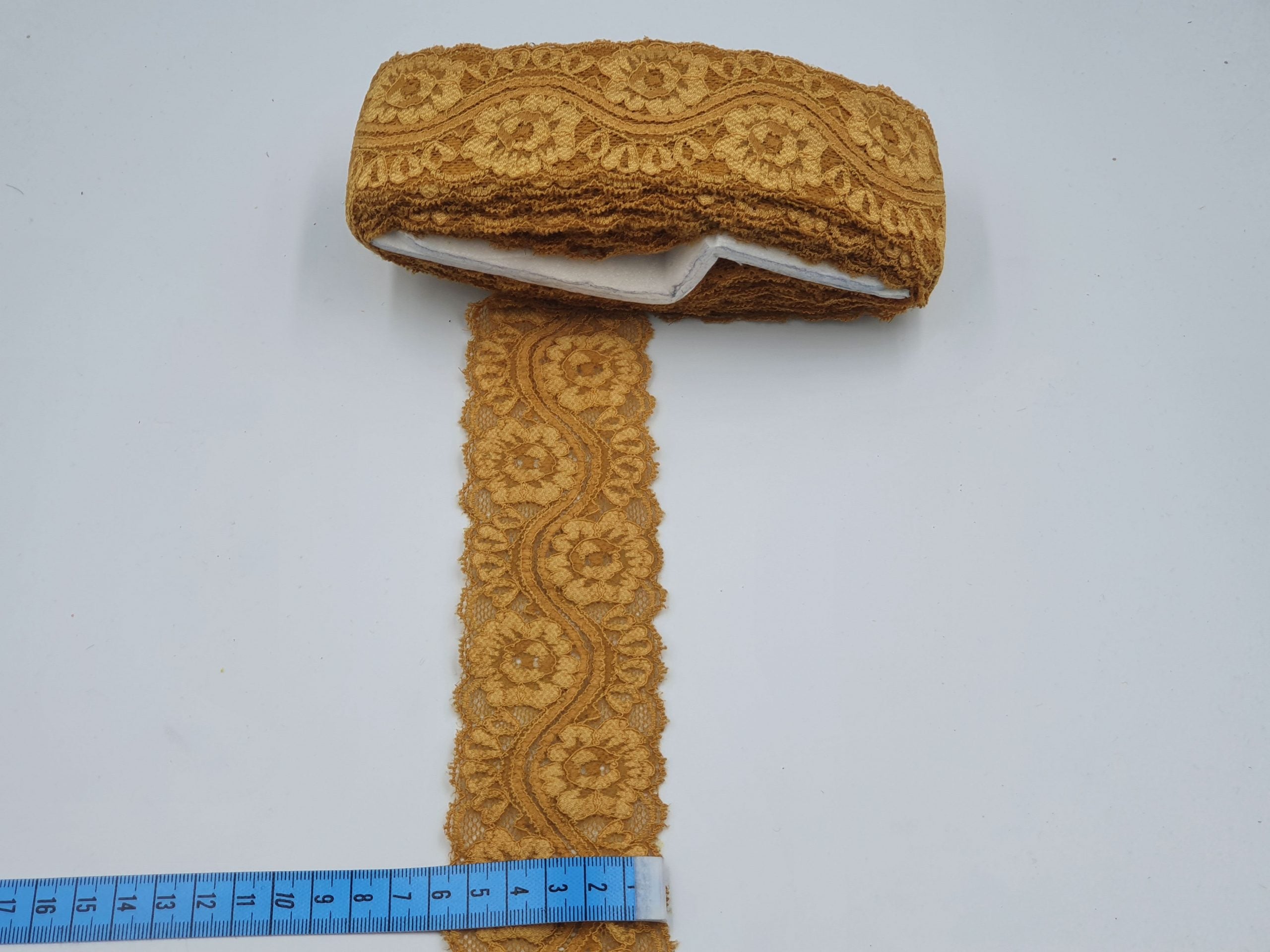 Dantela elastica, Galben, 6 cm