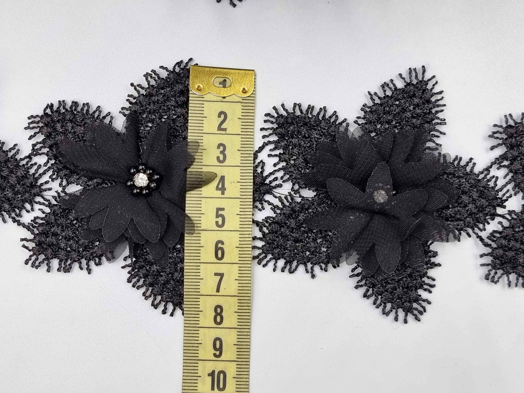 Pasmanterie cu model floral 3d, neagra, lățime 8cm