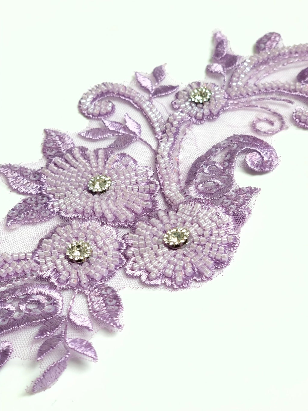 Aplicatie, model floral, 35x15cm, mov lila