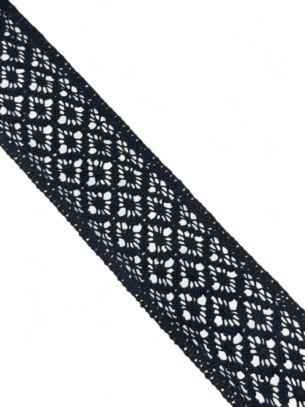 Dantela bumbac cu bordura neagra 6cm