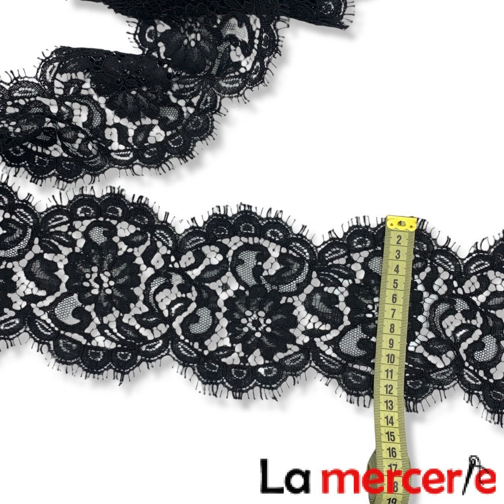Dantela neagra, elastica tip chantily, model floral, latime 13cm