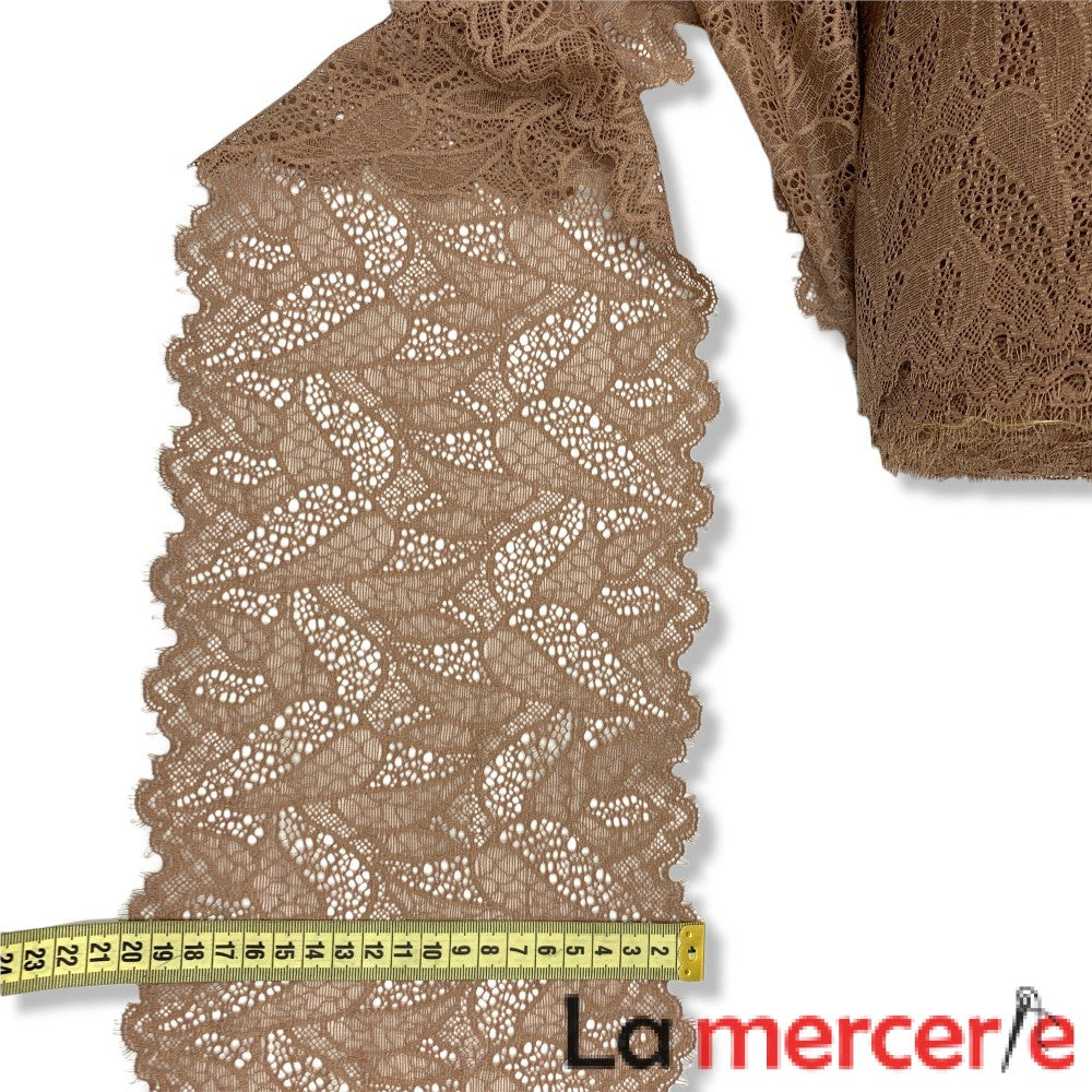 Dantela bej, elastica, latime 20cm