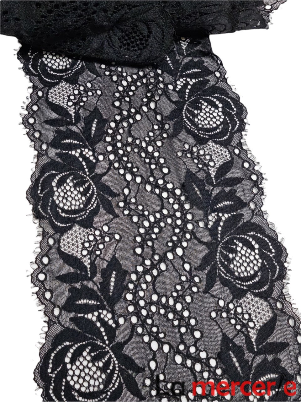 Dantela elastica, neagra, model trandafiri mari, latime 21cm