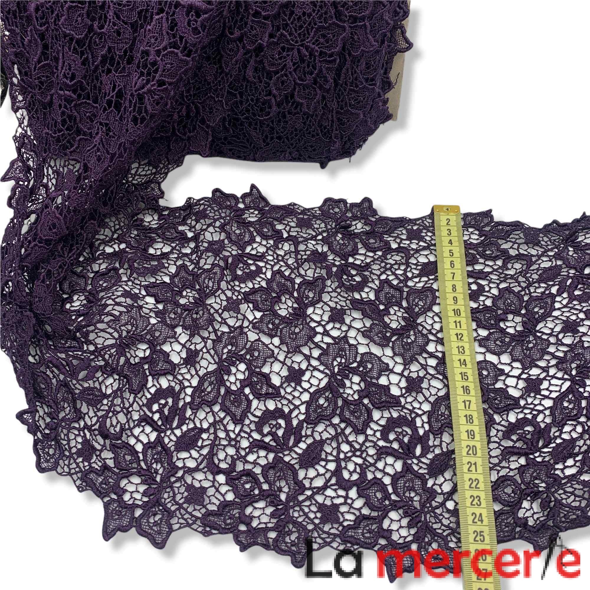 Dantela fixa cu fir de vascoza, mov, model floral, latime 27cm