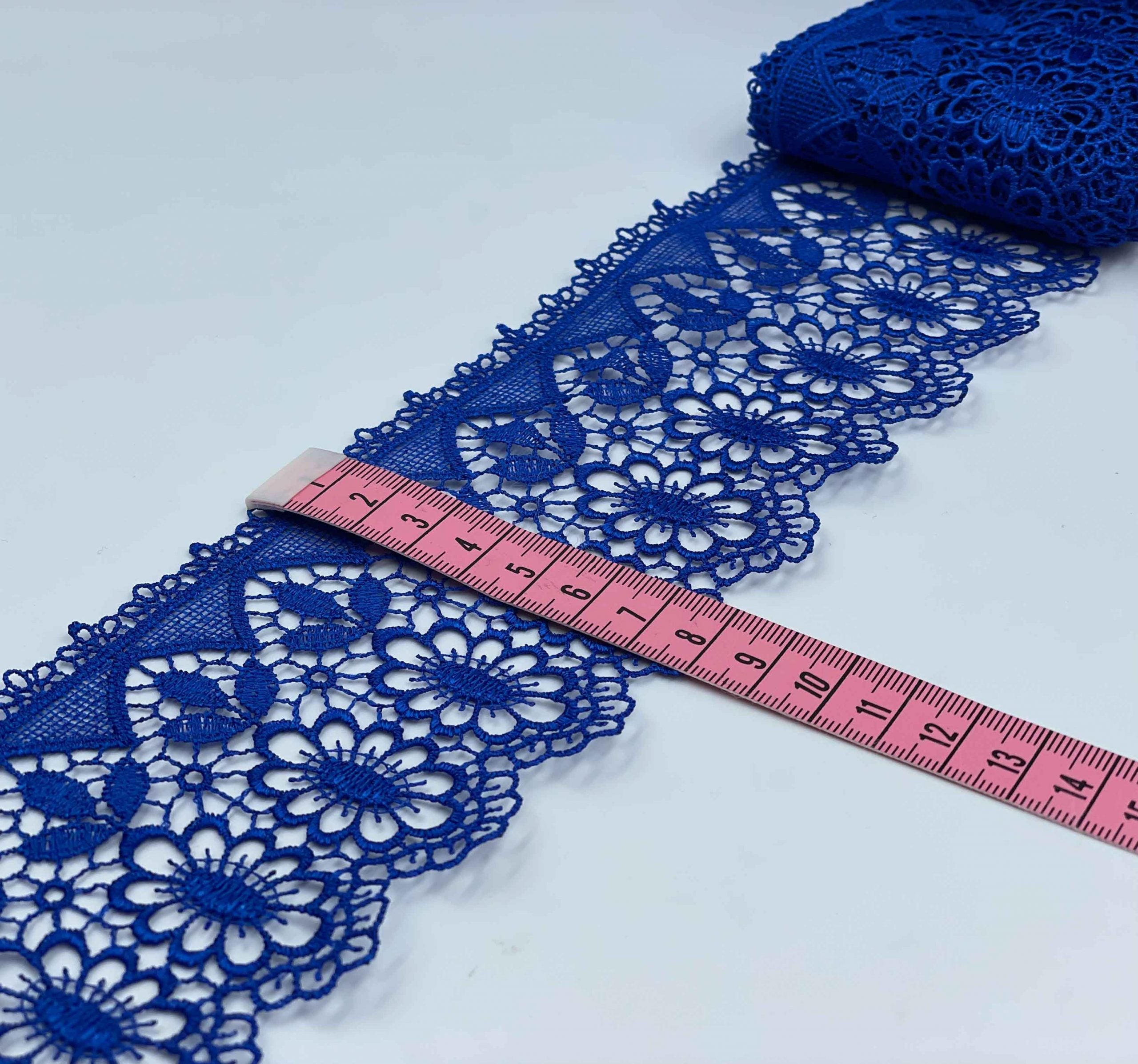Broderie Albastră, model din fir de mătase, lățime 8cm