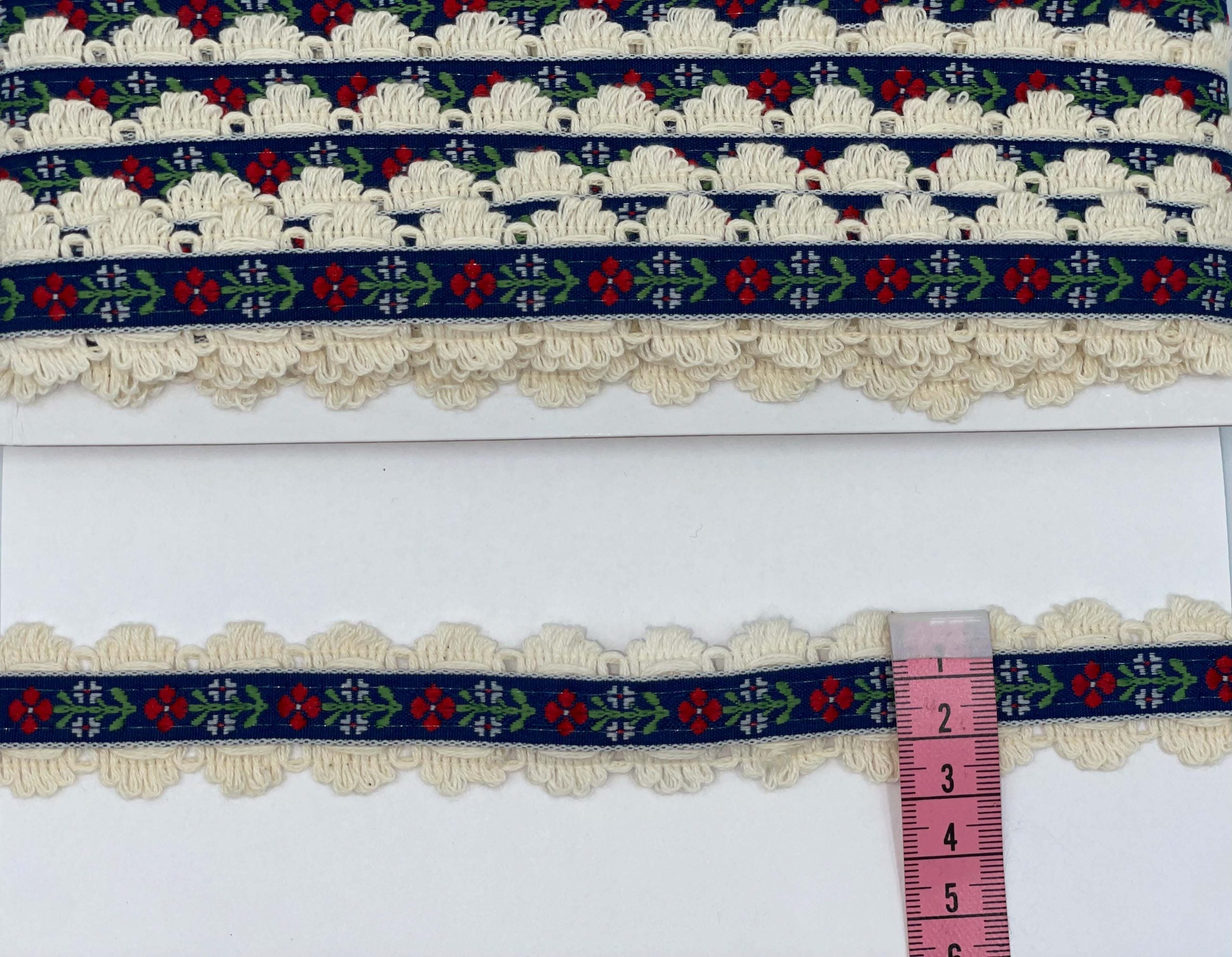 Dantelă bumbac imbinata cu galon poliester model floral