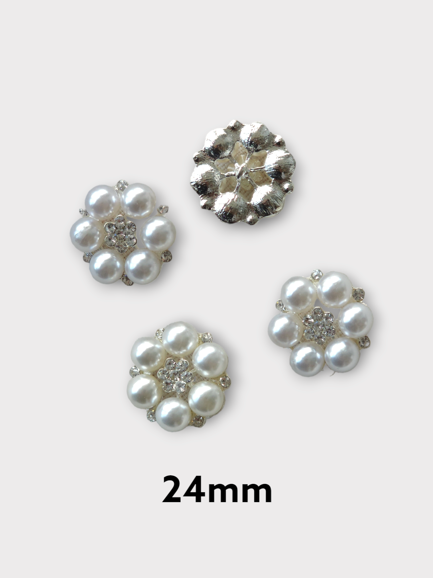 Nasturi ocazie model cu perle si stras, prindere cu picior, 24mm