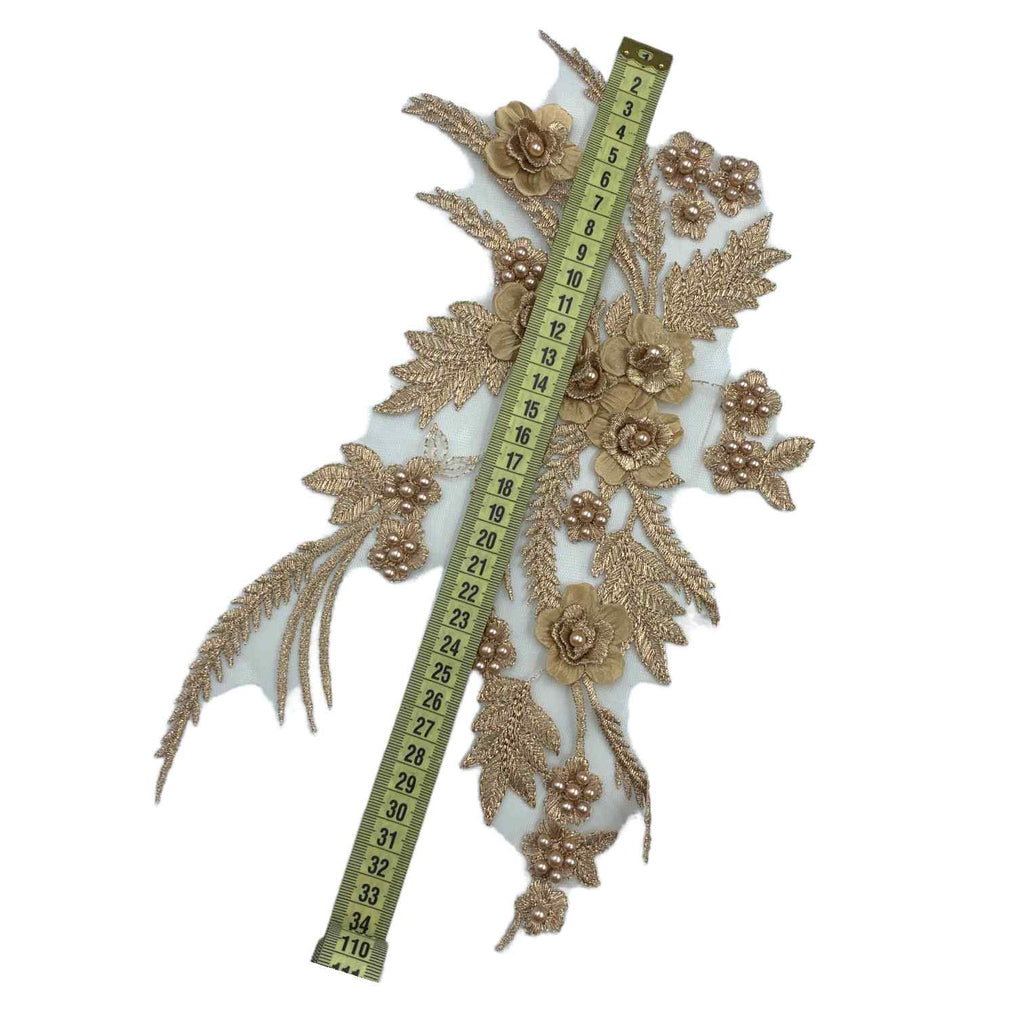 Aplicație vestimentara, aurie, model floral cu micropaiete și mărgele, 34 cm