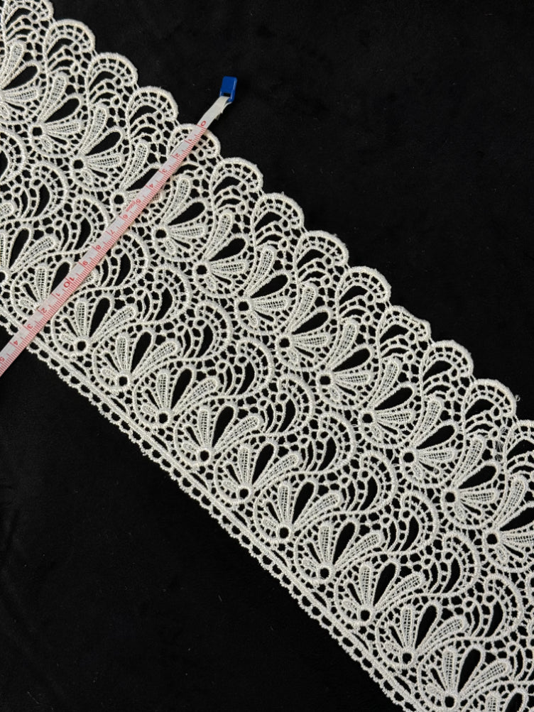 Dantela fixa 11cm, Crem, model floral