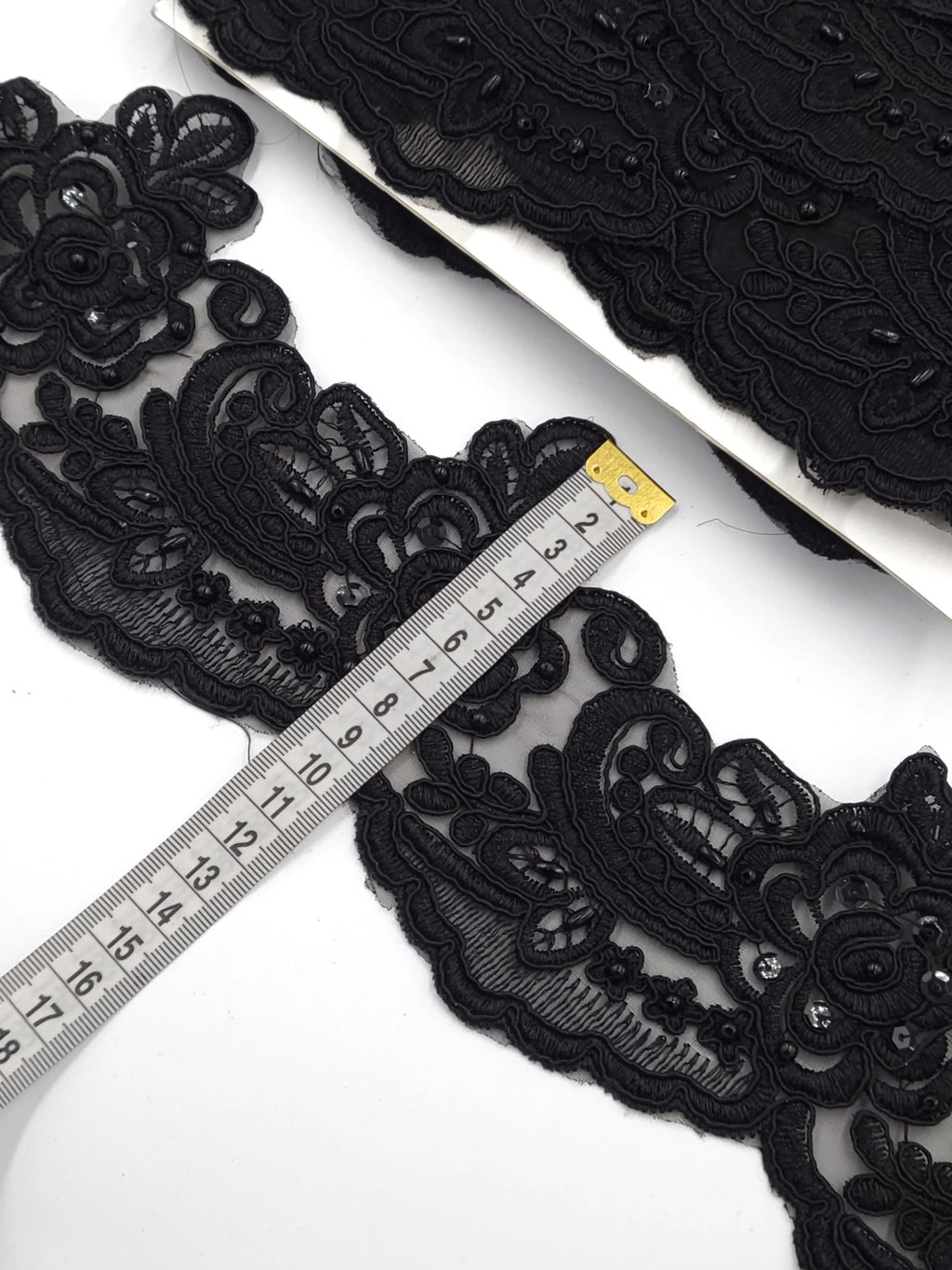 Pasmanterie neagra cu paiete cusute 10cm