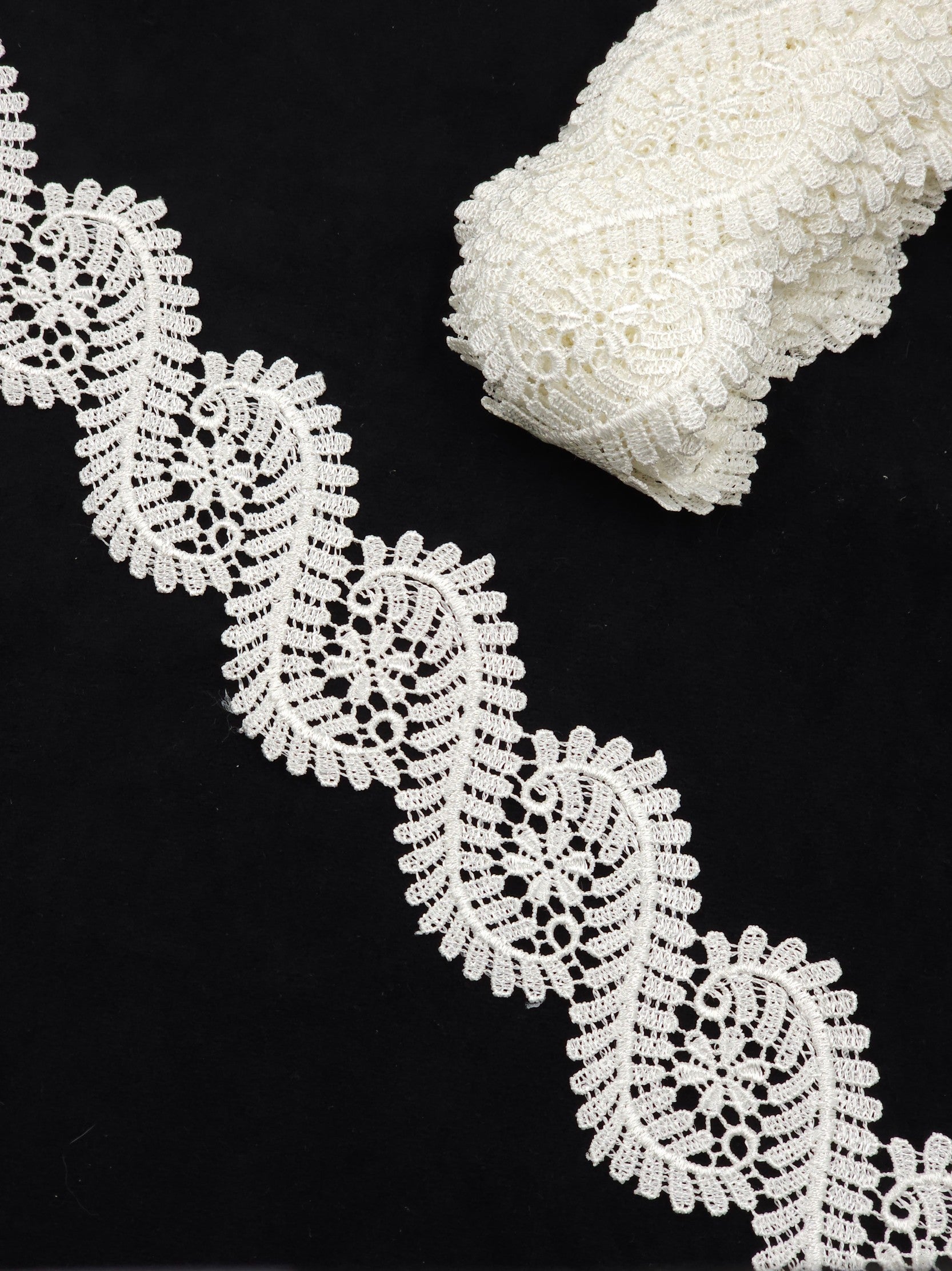 Dantela Fixa, ivoire, model floral 100% poliester, 5cm