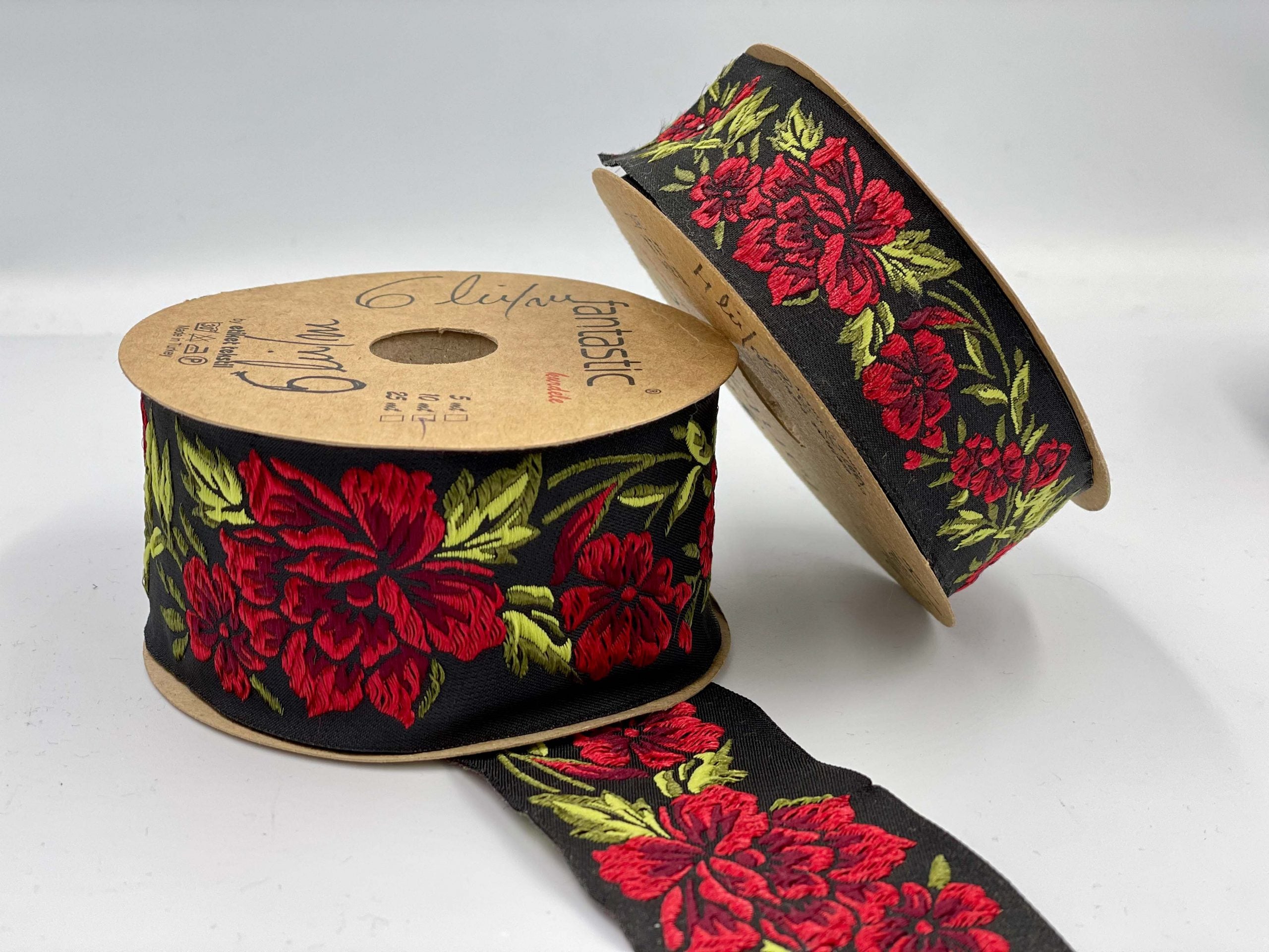 Galon decorativ, model floral, diferite latimi, 3cm-5cm