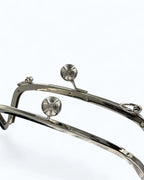 Rama metalică dreptunghiulara Argintie pentru portofel 20x7cm