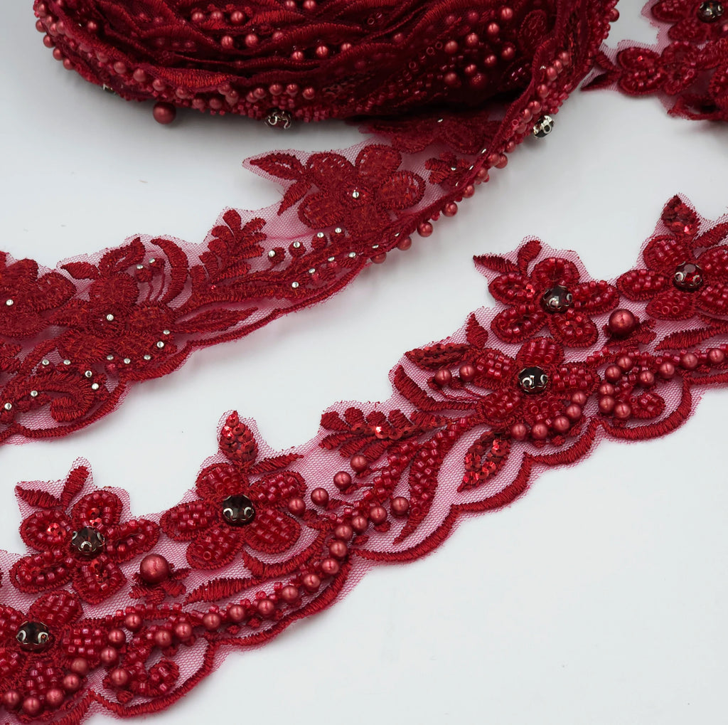 Pasmanterie model floral,GRENA 8cm, paiete si margele cusute