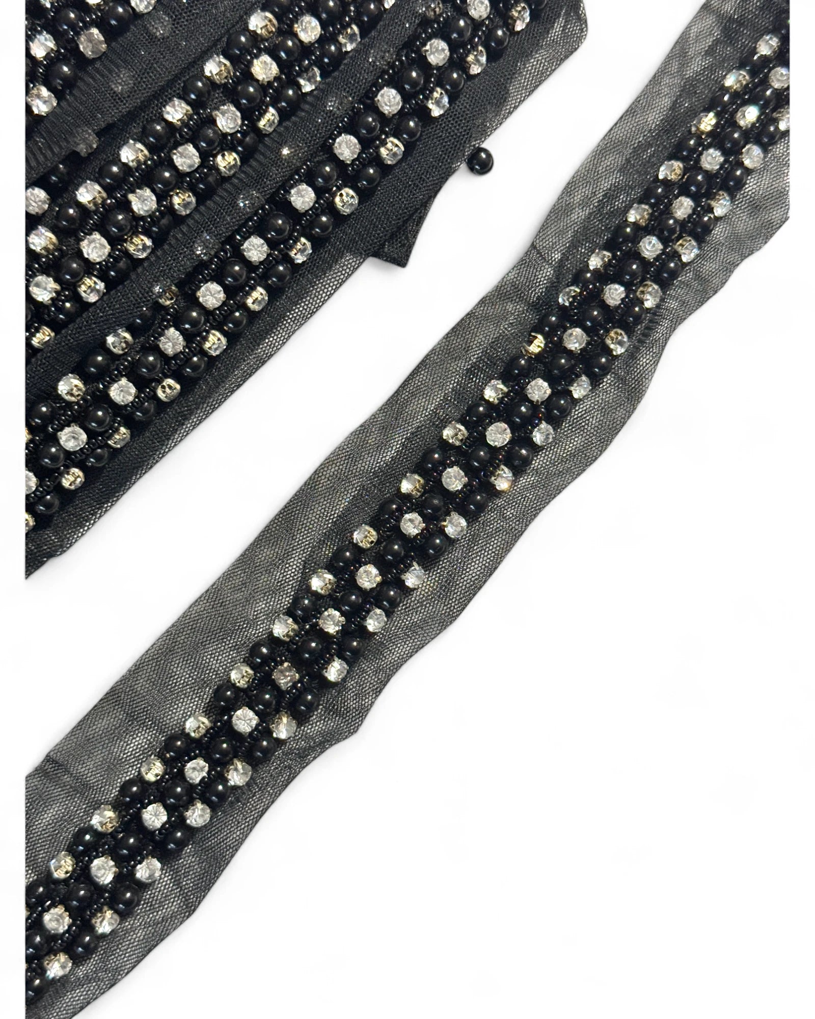 Pasmanterie neagra strasuri si margele 3cm