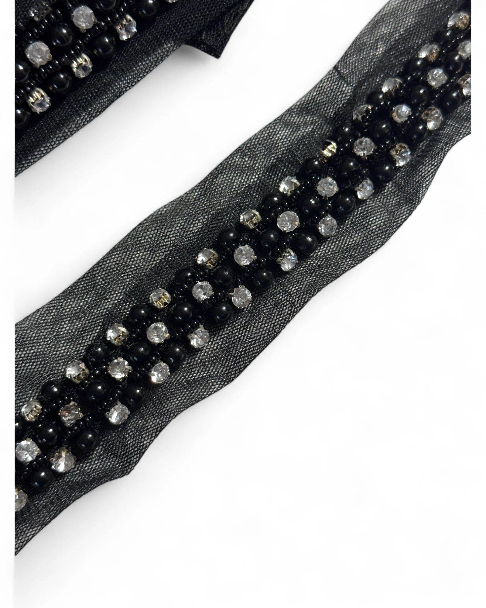Pasmanterie neagra strasuri si margele 3cm