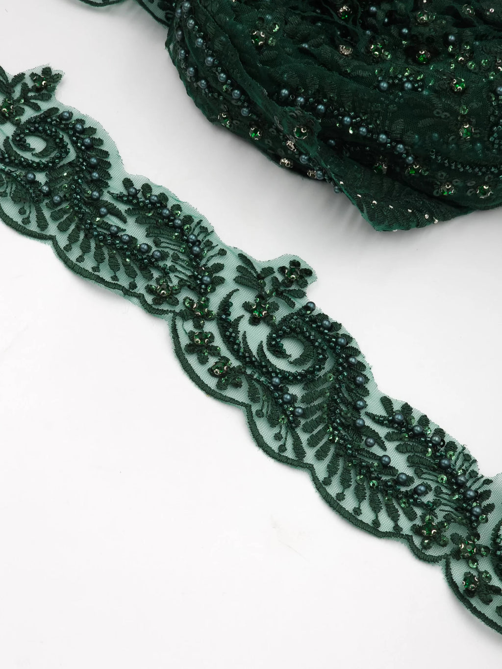 Pasmanterie de ocazie, Verde, 9cm, paiete si margele cusute