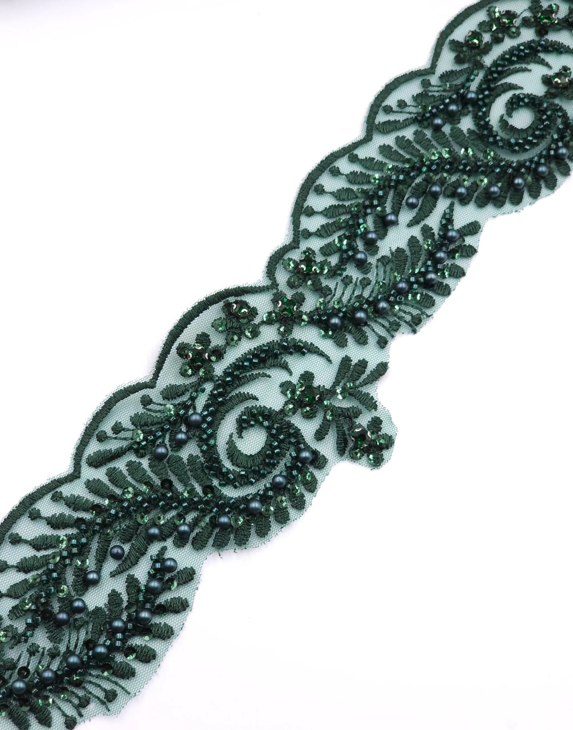Pasmanterie de ocazie, Verde, 9cm, paiete si margele cusute