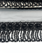 Pasmanterie neagra, franjuri si margele 4cm