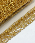 Pasmanterie aurie cu franjuri si margele 4cm