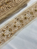 Pasmanterie broderie aurie pe tull 5cm