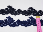 Broderie negru si bleumarin pe suport de tul