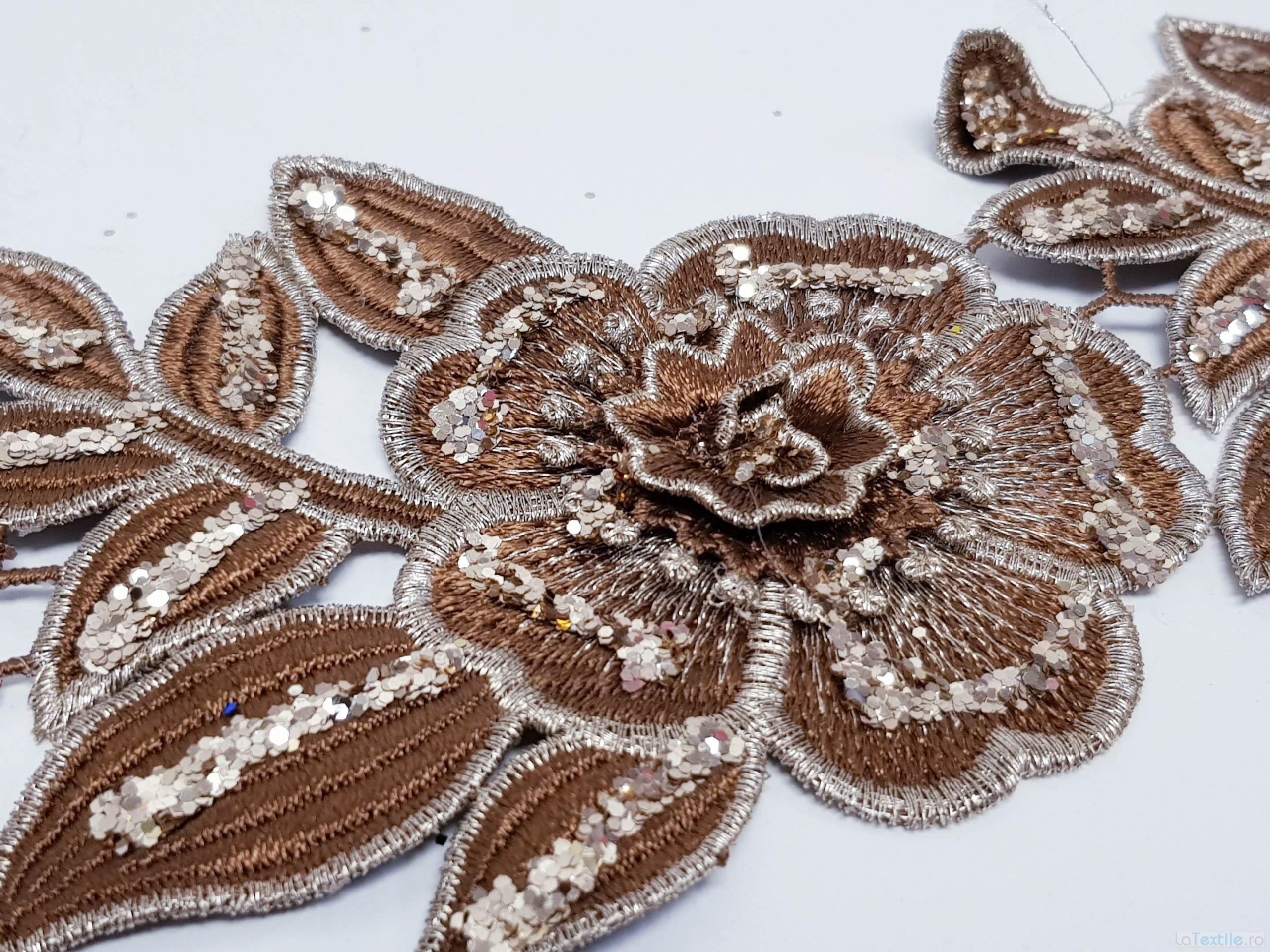 Dantela maro si auriu model floral 3d si aplicatii micropaiete