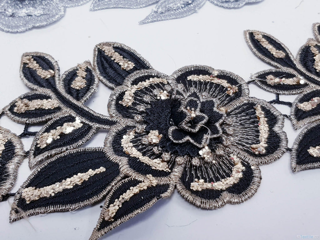 Dantela neagra si argintie model floral 3d si aplicatii micropaiete