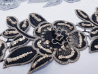 Dantela neagra si argintie model floral 3d si aplicatii micropaiete