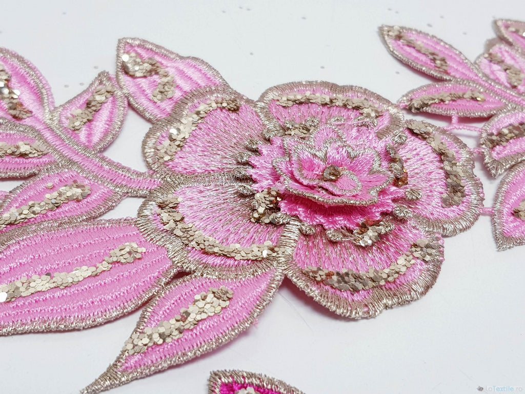 Dantela roz si ciclamen model floral 3d si aplicatii micropaiete