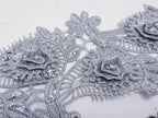 Dantela neagra si aurie model floral 3d si frunze cu aplicatii micropaiete