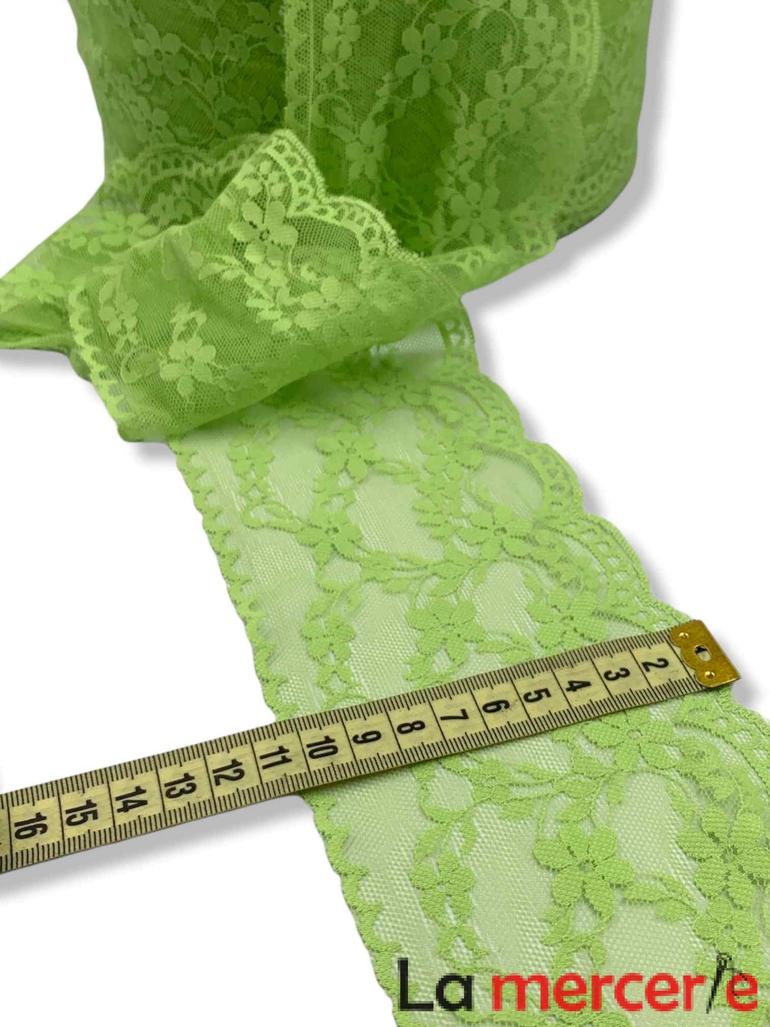 Dantela fixa pe tull, verde, model floral, latime 10cm