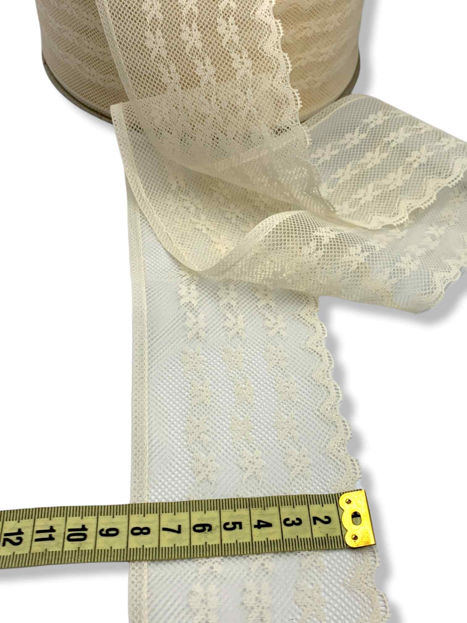 Dantela fixa pe tull, bej, model floral, latime 80mm